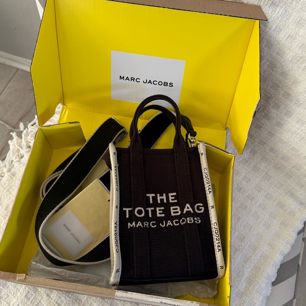 Marc Jacobs Black and Cream Crossbody Tote Bag